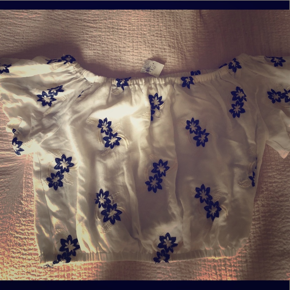 ASTR cropped blouse